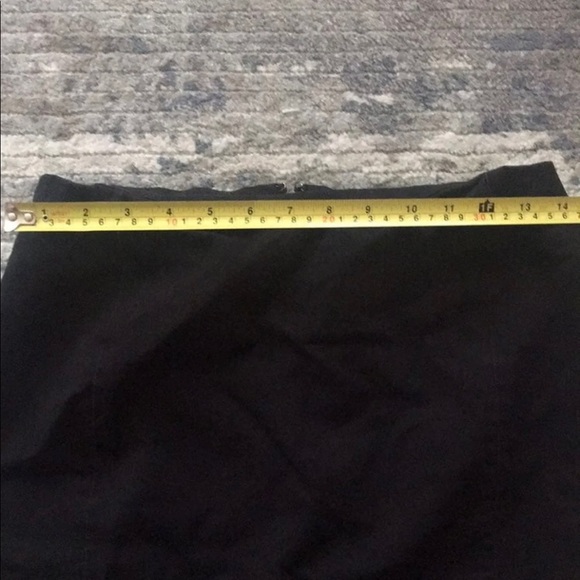 Banana republic skirt size 4p - Picture 4 of 7